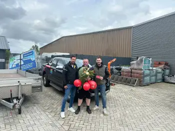 Mathijs 10 jaar in dienst bij Dakpanvervanging.nl