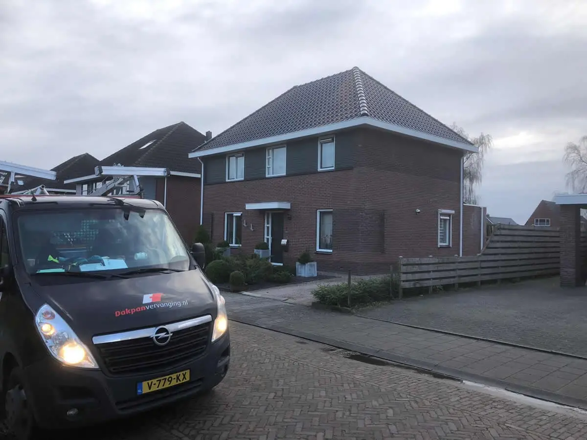 Dakvernieuwing met Nelskamp dakpannen in Scheemda